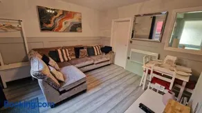 The Red House, 2 Bed Garden Apartment in Totterdown, Bristol - Image 2