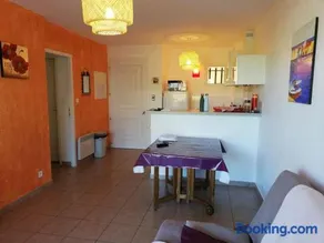 T3 en rdj pour 6 pers dans résidence avec piscine - Image 2