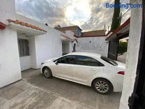 SmartStay House Spacious, equipped and comfortable - Image 3