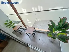 Modern 3-Bedroom Apartment Near Larcomar & Kennedy - Image 2