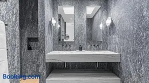 Poolside Retreat - Image 4