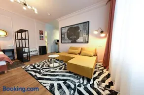 Leda Residence - Image 2