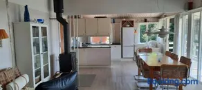 Cozy Holiday Home With Sea View - Image 3