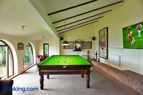 Finest Retreats - Cliff Lodge - Image 5