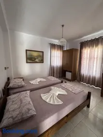 Nikos Apartments - Image 4