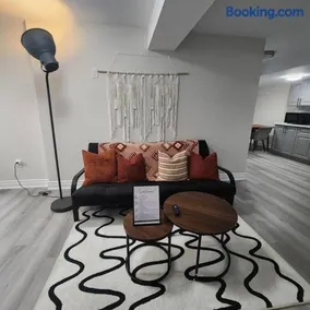 Cozy Hideaway - Image 2
