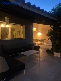 Villa Olga con accesso privato alla spiaggia di Nora - Image 2