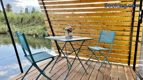 Lake House - Image 3