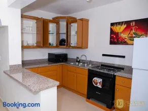 Luxury GuestHouse Suites - Image 2