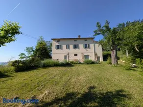 Large country house in Le Marche - Image 1