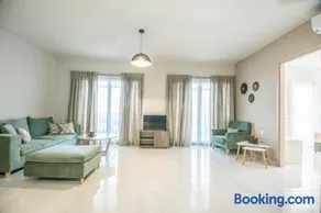 Olivia Suite - Image 1