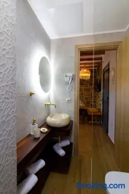 Aphrodite Stone Apartments - Image 4