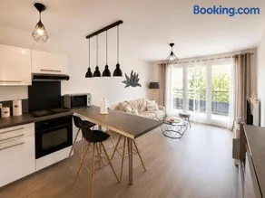 Le Balcon Secret - Panoramic View & Private Parking - Image 2