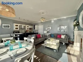 The Eastleigh - Image 4