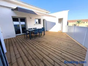 Maison avec grand garage entièrement rénové - Image 4