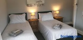 Felpham Guest House - Self Catering - Image 3