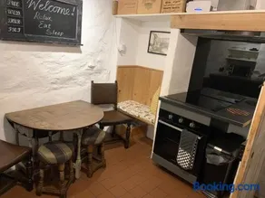 Market House, Mousehole - Image 4