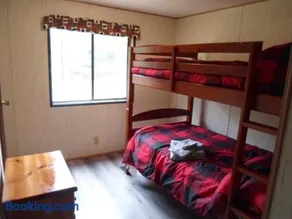 Full Moon Cabin - Image 4