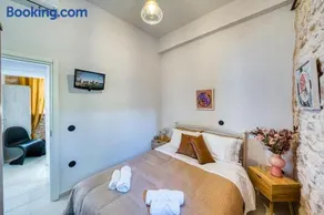 Kalamoti Suites - Image 3