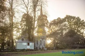 Church House Hut - Image 4