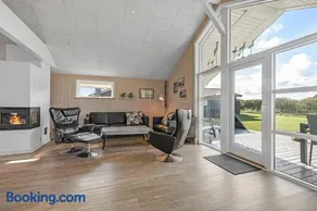 Spacious Well-Kept Summerhouse By North Sea Sj593 - Image 3