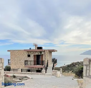 Blue Coast - Seaside Apartment - Image 4