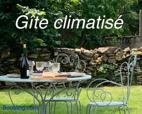 L'instant Beaujolais 2 ou 4 personnes Logis cosy balnéo vue jardin - Image 2
