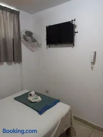 HOSTAL PARIS - Image 2
