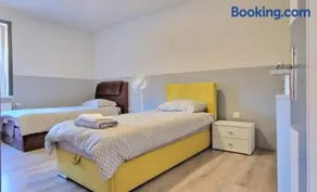 Lenas Apartments - Image 2