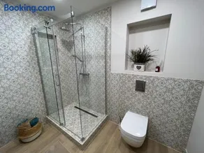 Roja Lux Apartment - Image 3