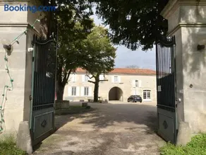 Chez Bilhouet - Image 1