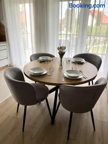 Green Nest Apartment - Image 3