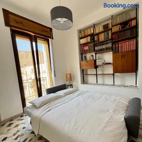 Ottantas Apartment - Image 5
