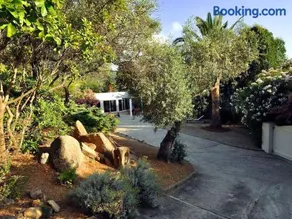 Villa contemporaine , vue mer exceptionnelle, à quelques mètres de la plage - Image 2