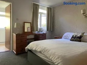 Ben View Phoenix Hotel - Image 4