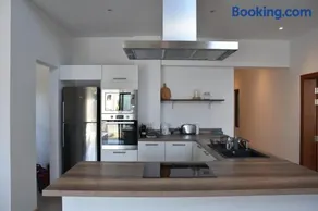 Cap Sud Apartment - Image 4