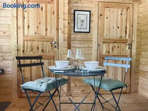 Scandi Style Cabin in Bideford Private Parking - Image 5