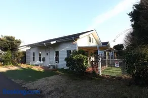 Johnson Villa - Image 2