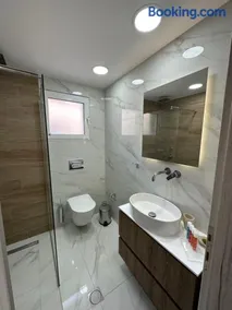 MosHouse Apartment ! 2 Bedrooms Apartment!! - Image 4