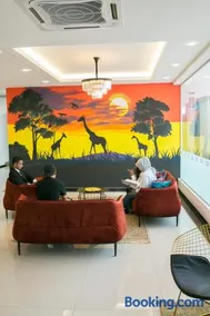 Savana Hotel & Serviced Apartments - Image 2