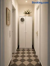 Peaceful & Cozy Apartment - Image 2