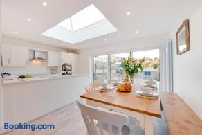 3 Bed in Beer oc-t33690 - Image 5