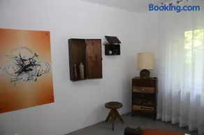 Avantgarde Living - Image 3