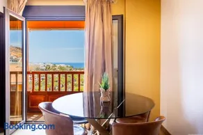 Sunset Palm Mar - Family Friendly Suites - Image 1