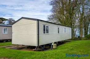 5 & 6 Manor Park - 3 Bedroom - Sea view - Image 2