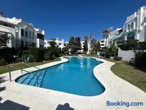 Holidays & Home Resort Calahonda Garden-Medina del Zoco Beach and garden - Image 1