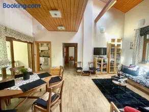 Capri Tiszaparti Vendégház - Image 1