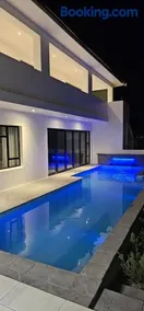 The Cliff Villa Boutique Guesthouse - Image 5