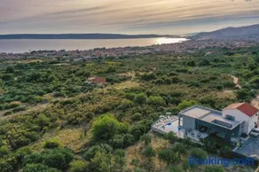 Intimate secluded Luxury Villa Cambello, GORGEOUS SEA VIEW in Croatia - Image 4