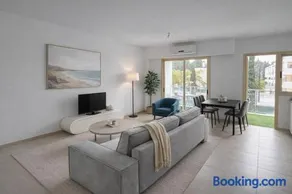 Resort Living in Paphos - Modern 1BR - Pools & Spa - Image 4